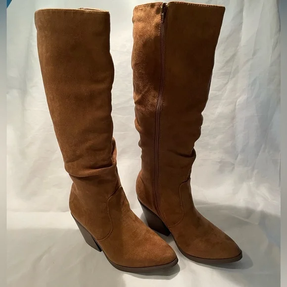 Knee High Faux Suede Chunky Heel Boots - Picture 5 of 9